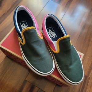 VANS classic slip ons